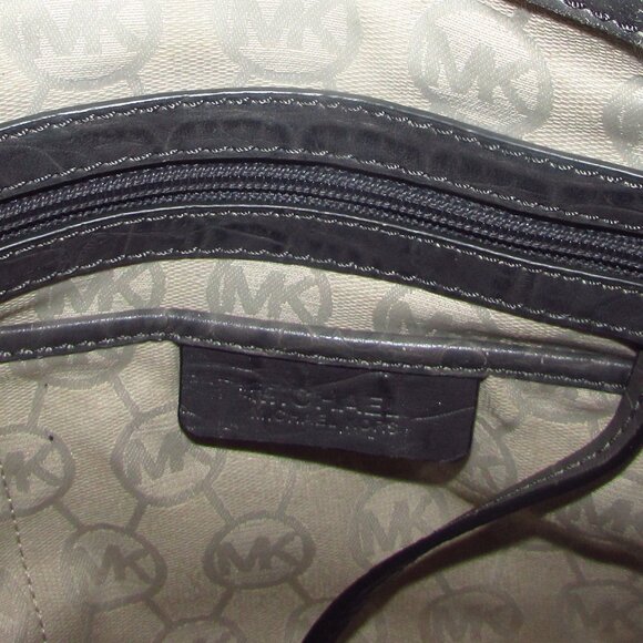 MICHAEL KORS Leather Hamilton Croc Bag - Picture 12 of 15